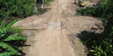 Ponte no Ramal do Marajá é concluída e fortalece o escoamento da produção rural em Envira