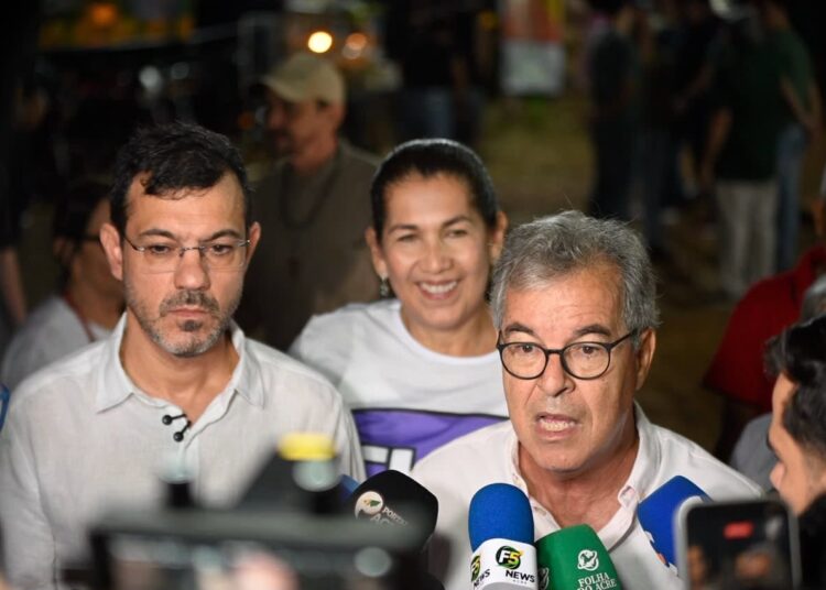 Veja como foi a convenção da Frente Ampla que oficializou Thor Dantas e Jorge Viana nas eleições de 2026