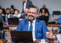 Senado aprova projeto de Alan Rick e transforma luta de dez anos contra a LAM em política nacional
