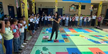 PSE leva saúde bucal aos alunos da Escola Estadual Armando Mendes, no Envira