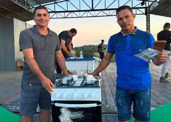 Bingo do Dia dos Pais movimenta o CENA com festa, prêmios e muita alegria em Envira