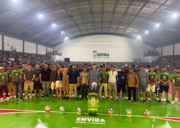 Com premiação de R$ 35 mil, Prefeitura abre o campeonato de futsal da 1ª divisão de Envira