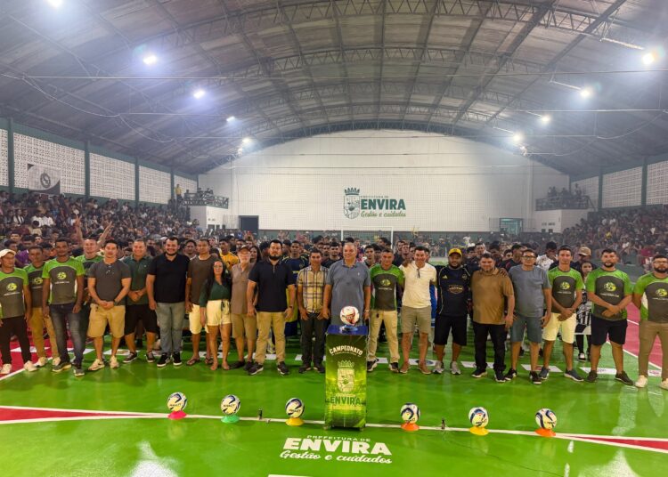 Com premiação de R$ 35 mil, Prefeitura abre o campeonato de futsal da 1ª divisão de Envira