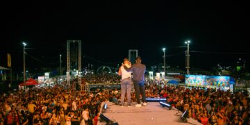 Festival do Açaí inicia com grande público e muita animação em Feijó