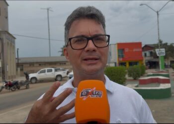 Sargento Adonis visita Tarauacá, destaca proposta de regionalização da saúde e afirma: “pesquisa não ganha eleição, voto ganha”