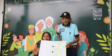Meu Pai Tem Nome: aos 54 anos, mulher realiza sonho de ter o nome do pai na certidão