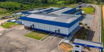 170 funcionários da BMG Foods em Tarauacá vivem incerteza após quatro meses sem abate e relatam atrasos em pagamentos