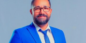 Prefeito Railson anuncia pagamento antecipado da primeira parcela do 13º para servidores de Feijó