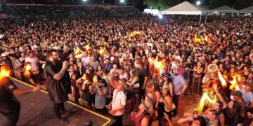 Show do Panda leva multidão e agita primeira noite da Expo Tarauacá 2026