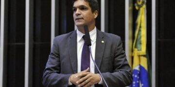 Candidato ao Governo do Amazonas, Cabo Daciolo defende Manaus como capital do Brasil e promete “revolução” no estado