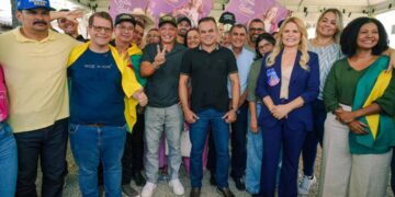 Com Márcio Bittar e Gladson para o Senado e Mailza ao governo, PL oficializa candidaturas para 2026