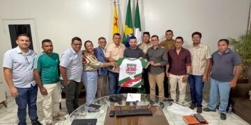 Prefeito Rodrigo Damasceno reúne líderes religiosos para alinhar Marcha para Jesus 2026
