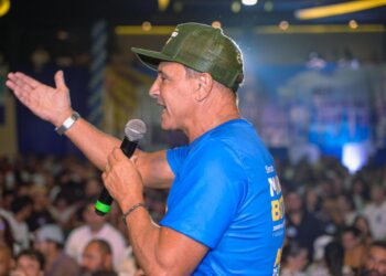 Bittar apresenta plano de R$ 120 milhões para maior programa habitacional do Acre