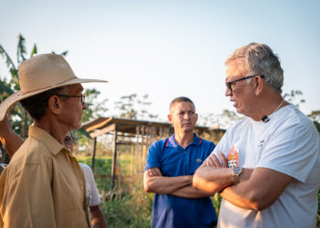 Petecão visita produtores do cinturão verde e anuncia investimentos para fortalecer agricultura familiar