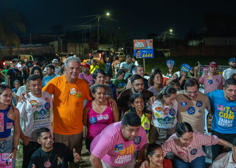 Senador Petecão ouve moradores e garante quadra no Loteamento São Francisco