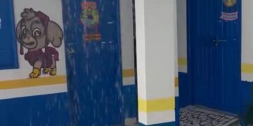 “Choveu mais dentro do que fora”: chuva alaga pré-escola e gestora cobra solução em Jordão