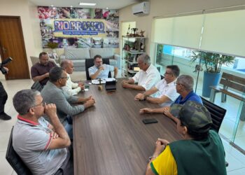 Petecão articula com Alysson Bestene reconstrução de núcleo da UDV em Rio Branco