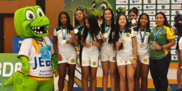 Da zona rural de Tarauacá ao pódio nacional: estudantes conquistam prata nos JEBs 2026, em Brasília
