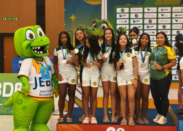 Da zona rural de Tarauacá ao pódio nacional: estudantes conquistam prata nos JEBs 2026, em Brasília
