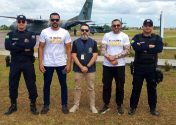 Justiça Eleitoral inicia transporte de urnas para comunidades rurais de difícil acesso em Tarauacá