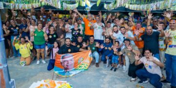 Petecão recebe apoio de lideranças comunitárias na reta final e lota Tenda Amarela
