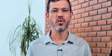 Thor Dantas aborda mutirão na saúde e Hospital Universitário em programa eleitoral