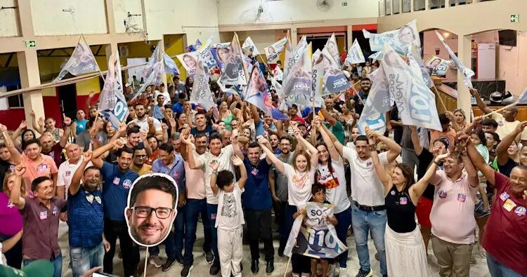 Com apoio do prefeito Rodrigo Damasceno, deputada federal Socorro Neri reúne maior ato político do ano em Tarauacá