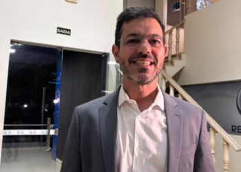“Quem não vem ao debate não merece ser escolhido”, dispara Thor Dantas sobre ausência de Mailza na TV Gazeta