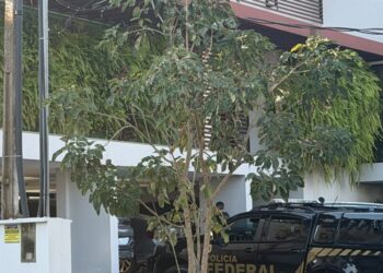 Gladson Camelí é alvo de nova operação da Polícia Federal em Rio Branco