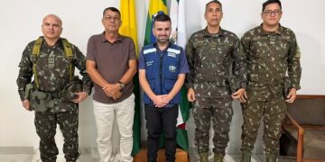 Prefeito Rodrigo Damasceno recebe representantes do Exército Brasileiro em reunião estratégica em Tarauacá