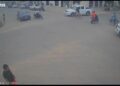 Motociclista escapa por pouco de acidente e colisão é registrada em cruzamento de Tarauacá