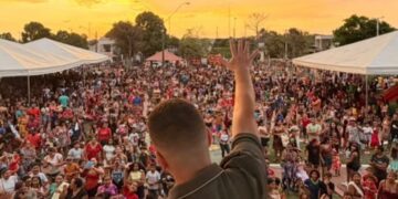 Tarauacá reúne multidão em festa do Dia das Crianças; Prefeitura distribui mais de 2.500 presentes