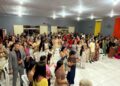 Ministério Internacional do Acre para as Nações reúne multidão no Aviva Tarauacá e doa R$ 5 mil para construção de casa para família