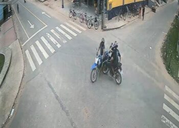 Colisão entre duas motocicletas é registrada na Rua João de Paiva, em Tarauacá