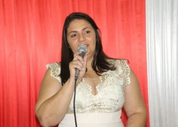 Prefeito de Jordão, Naudo Ribeiro exonera secretária de Educação e Esporte