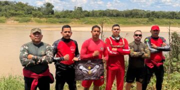 Bombeiros de Feijó e Tarauacá reforçam buscas por idoso no Rio Juruá