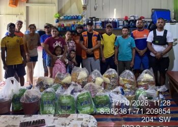 Prefeitura de Tarauacá leva ajuda humanitária e apoio à reconstrução de moradias em comunidades atingidas pelo vendaval