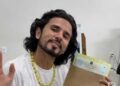Influenciador acreano oficializa mudança de nome em cartório de Tarauacá