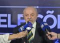 Lula é reeleito presidente do Brasil para quarto mandato após vitória sobre Flávio Bolsonaro