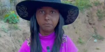 Menina da Bota recebe 9.610 votos em Minas Gerais, enquanto candidatos do Acre com mais de R$ 700 mil tiveram menos de 3 mil votos