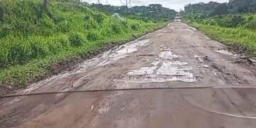 Caminhoneiro denuncia abandono da BR-364 e diz que trecho até Cruzeiro do Sul está entre os piores do Brasil